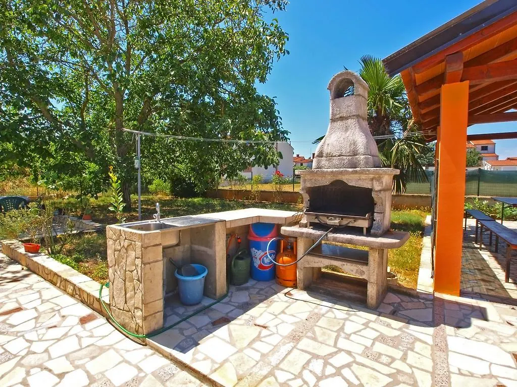 Apartments Marina 947 Valbandon Croatia